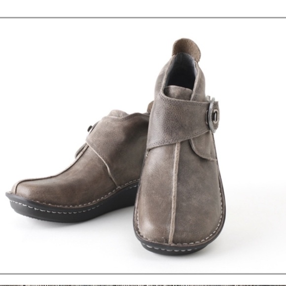 Alegria Women’s EU 37 US 6.5-7 Caiti Stone Wall Ankle Bootie - Picture 2 of 10